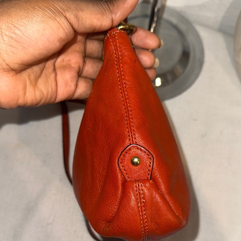 Authentic Coach Red Leather Crossbody Bag - Picture 5 of 9
